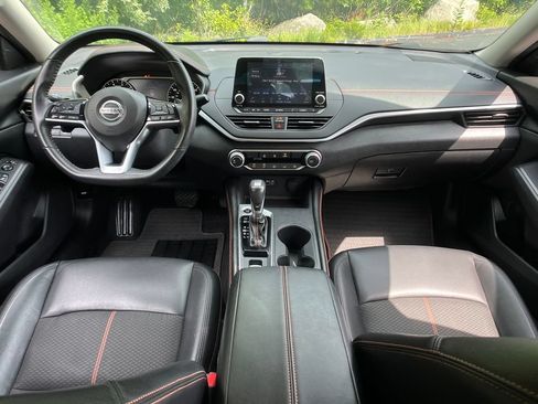 Used 2020 Nissan Altima 2.5 SR AWD/4WD image 13
