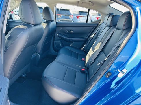 Used 2024 Nissan Sentra SR w/ SR Premium Package image 28