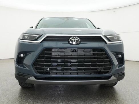 New 2026 Toyota Grand Highlander Platinum image 31