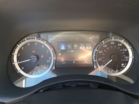 Certified 2023 Toyota Highlander XLE image 23