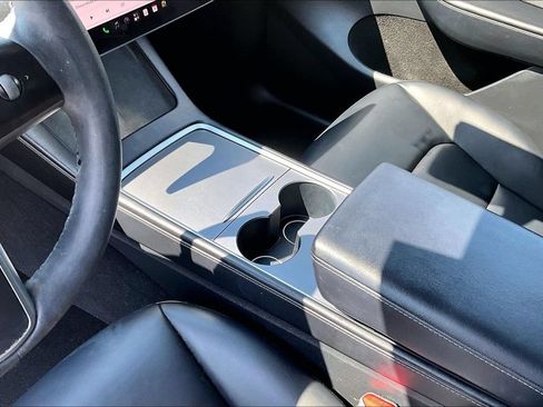 Used 2023 Tesla Model Y Long Range AWD/4WD image 15