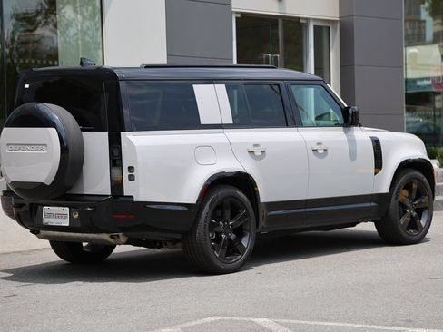 Certified 2026 Land Rover Defender 130 X-Dynamic SE AWD/4WD image 4