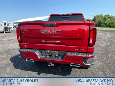Used 2023 GMC Sierra 1500 AT4 w/ Technology Package AWD/4WD image 4