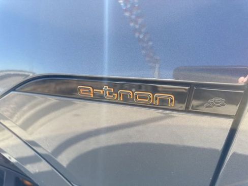 Used 2022 Audi e-tron Chronos w/ Chronos Package image 7