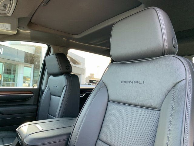 New 2026 GMC Sierra 2500 Denali w/ Technology Package AWD/4WD image 20