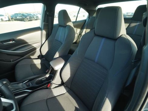 Used 2022 Toyota Corolla SE image 34