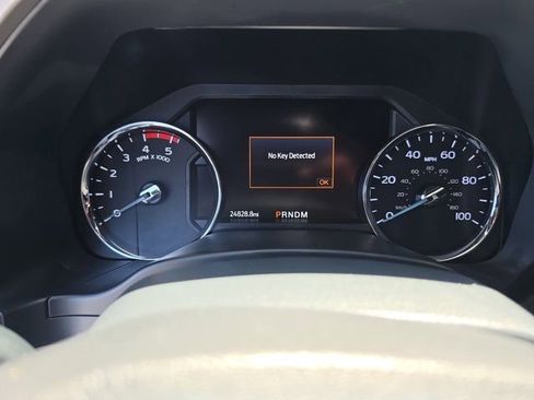 Used 2022 Ford F250 Lariat w/ Lariat Ultimate Package AWD/4WD image 19