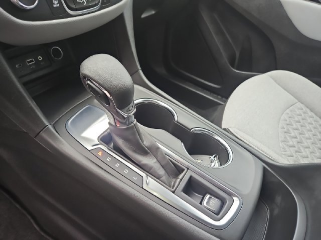 Used 2024 Chevrolet Equinox LS w/ LS Convenience Package FWD image 24
