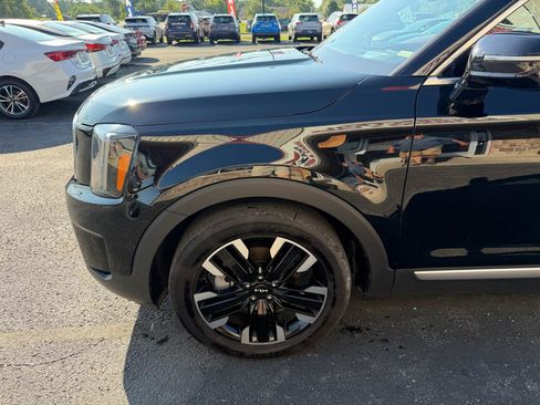 Used 2024 Kia Telluride SX Prestige w/ Towing Package AWD/4WD image 12