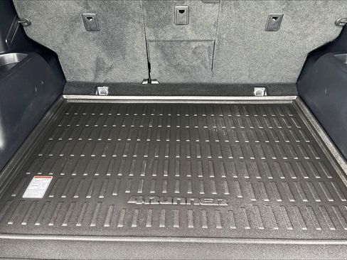 Used 2024 Toyota 4Runner TRD Off-Road image 23