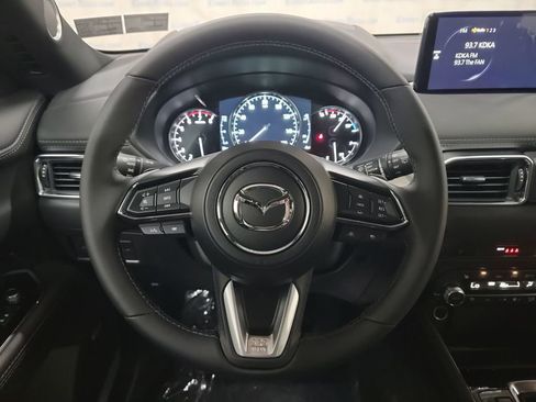 New 2025 MAZDA CX-5 Signature image 18