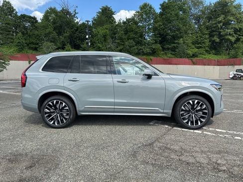 New 2026 Volvo XC90 B6 Plus w/ Protection Package Premier image 8