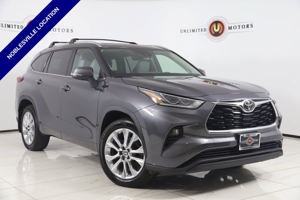 Used 2023 Toyota Highlander Limited AWD/4WD image 1