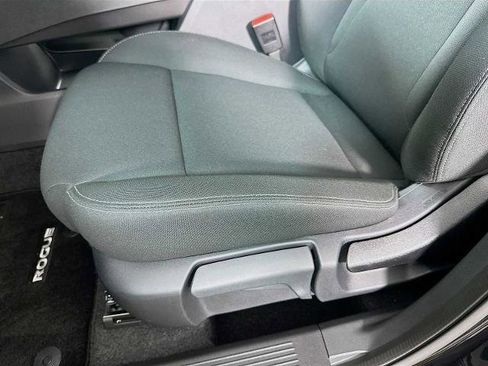 Certified 2025 Nissan Rogue S image 18