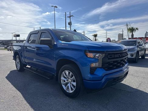 Certified 2024 Chevrolet Silverado 1500 Custom image 3