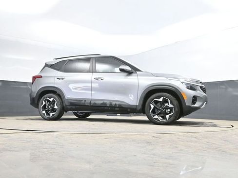 Used 2025 Kia Seltos S image 52