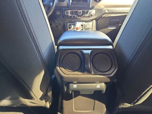 Used 2021 Jeep Wrangler Unlimited Sport image 16