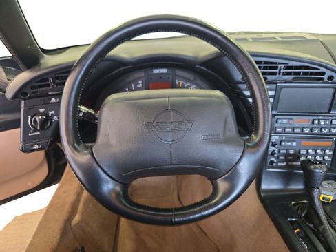 Used 1994 Chevrolet Corvette Coupe RWD image 22
