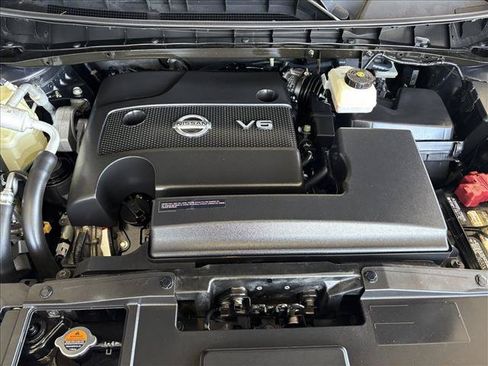 Used 2015 Nissan Murano Platinum w/ Platinum Technology Package FWD image 22