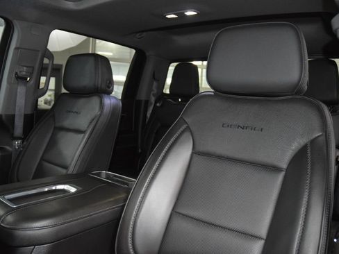 Used 2022 GMC Sierra 1500 Denali w/ Technology Package AWD/4WD image 43