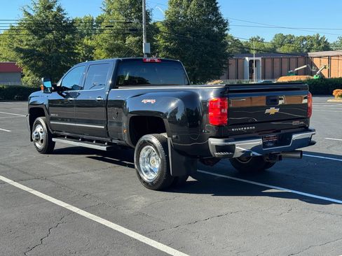 Used 2015 Chevrolet Silverado 3500 LTZ w/ Duramax Plus Package image 8