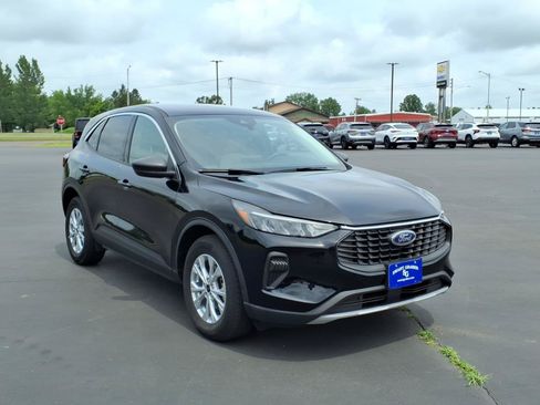 Used 2023 Ford Escape Active AWD/4WD image 8