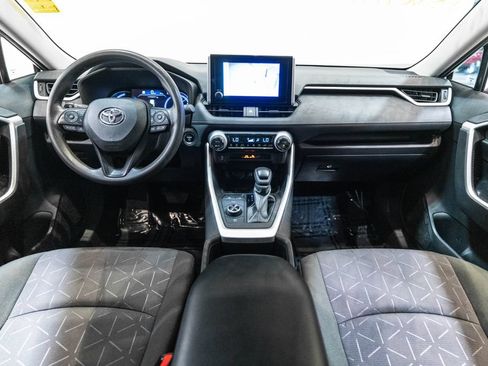 Used 2024 Toyota RAV4 XLE AWD/4WD image 13