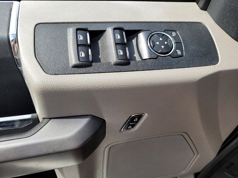 Used 2017 Ford F250 XLT w/ XLT Value Package image 26