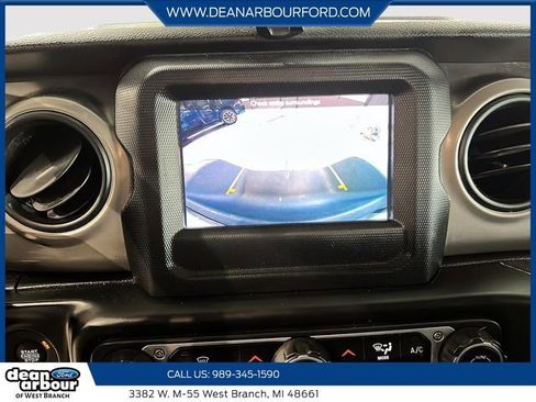 Used 2021 Jeep Wrangler Sport AWD/4WD image 17