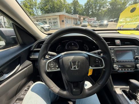 Used 2019 Honda Civic LX image 23