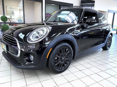 Used 2020 MINI Cooper 2-Door Hardtop FWD image 5