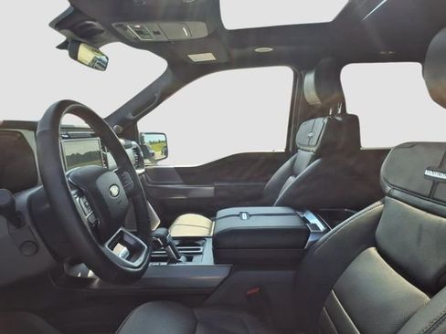 Used 2024 Ford F150 Platinum w/ Equipment Group 702A High image 7