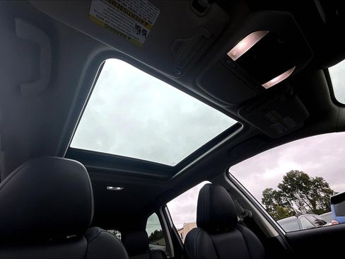 Certified 2022 Subaru Forester Limited image 11