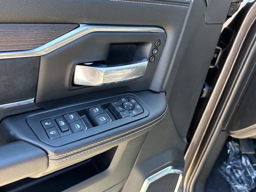 New 2026 RAM 3500 Laramie w/ Night Edition AWD/4WD image 19
