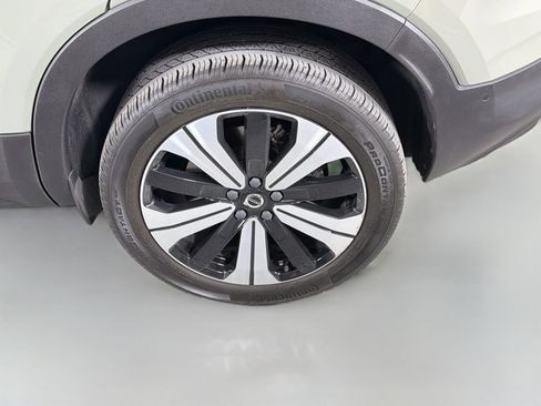 Certified 2023 Volvo XC40 Recharge Plus w/ Protection Package Premier AWD/4WD image 31