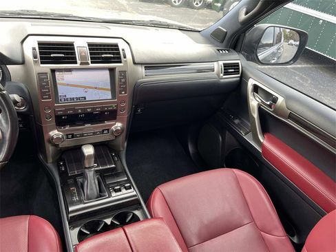 Used 2021 Lexus GX 460 Premium image 14