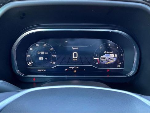 Used 2023 GMC Yukon SLT w/ SLT Premium Package AWD/4WD image 13