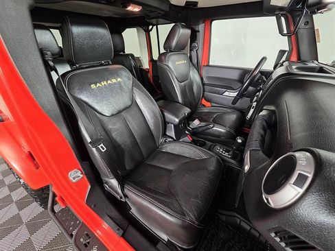 Used 2015 Jeep Wrangler Unlimited Sahara w/ Max Tow Package AWD/4WD image 22
