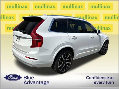 Used 2022 Volvo XC90 T6 Momentum w/ Advanced Package AWD/4WD image 2