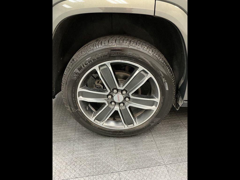 Used 2018 GMC Acadia Denali AWD/4WD image 41
