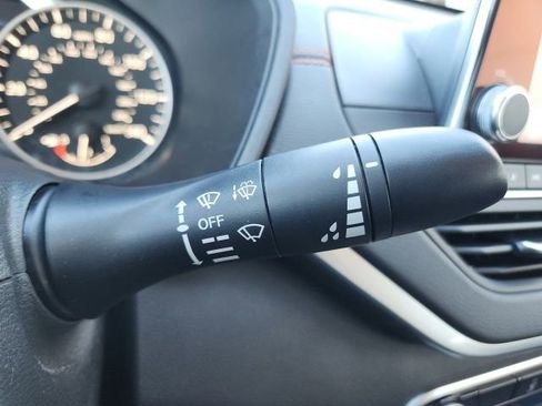 Used 2021 Nissan Altima 2.5 SR image 24