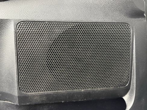 Used 2020 Toyota Tundra SR5 w/ SR5 Upgrade Package image 15