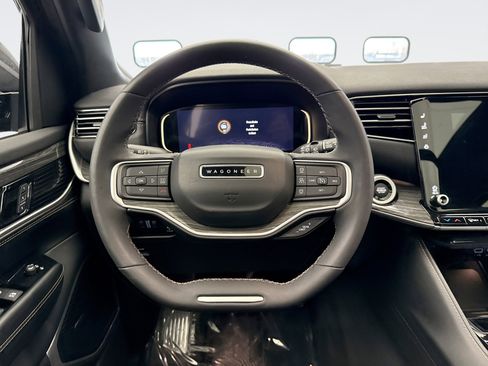 Used 2022 Jeep Wagoneer Series II w/ Premium Group I image 12