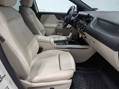 Certified 2025 Mercedes-Benz GLA 250 GLA 250 image 35