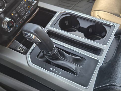 Used 2020 Ford F150 Lariat w/ Equipment Group 502A Luxury image 19