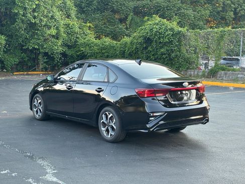 Used 2019 Kia Forte LXS FWD image 8