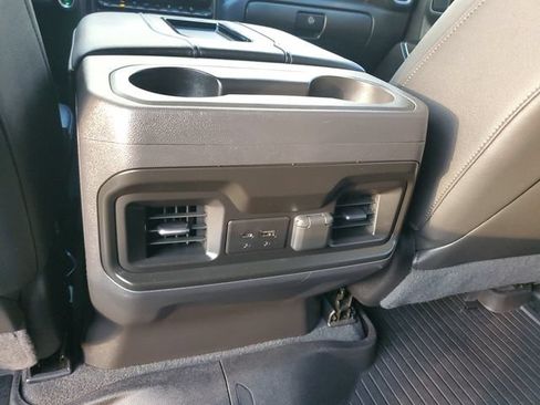 Used 2020 Chevrolet Silverado 1500 LT Trail Boss AWD/4WD image 17