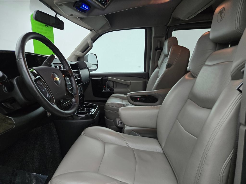 Used 2023 Chevrolet Express 2500 Extended RWD image 19