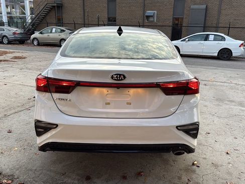 Used 2021 Kia Forte LXS image 6