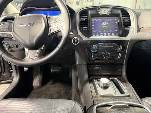 Used 2015 Chrysler 300 C w/ Light Group image 15
